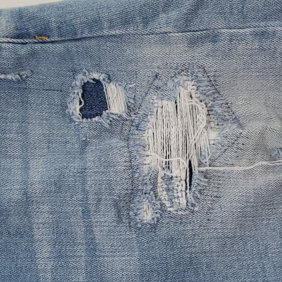 American Eagle high rise distressed denim mini skirt - Picture 5 of 13